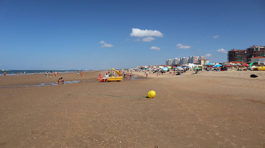 Playa de Punta Umbría este verano