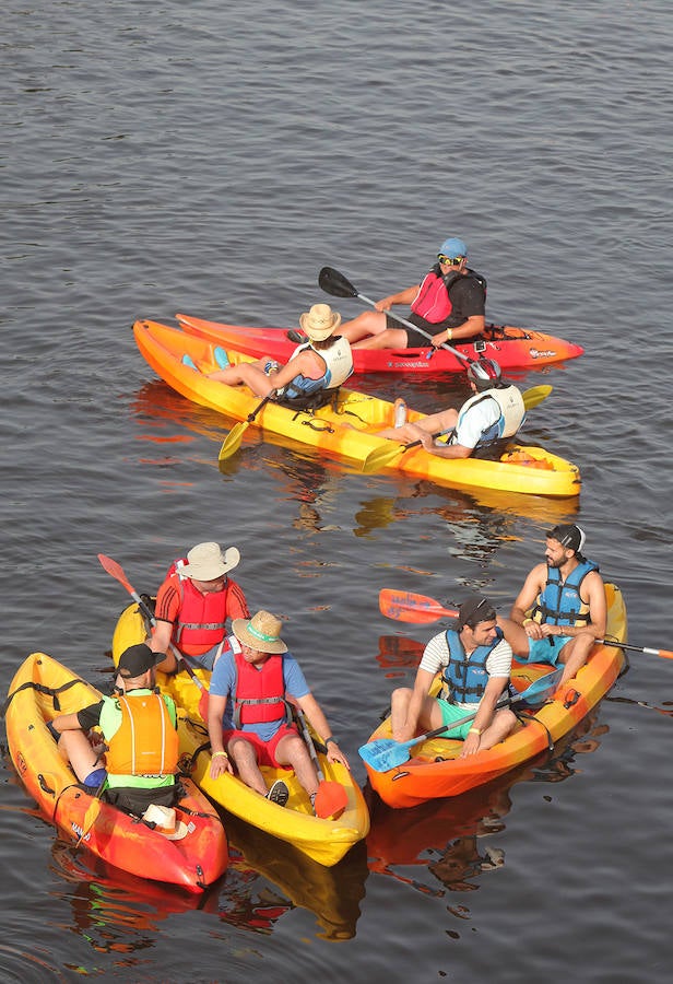 Recorrieron casi 19 kilómetros  entre el puente de la Macarrona de Riolobos y el de Hierro de Coria