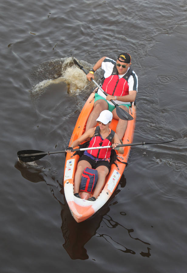 Recorrieron casi 19 kilómetros  entre el puente de la Macarrona de Riolobos y el de Hierro de Coria