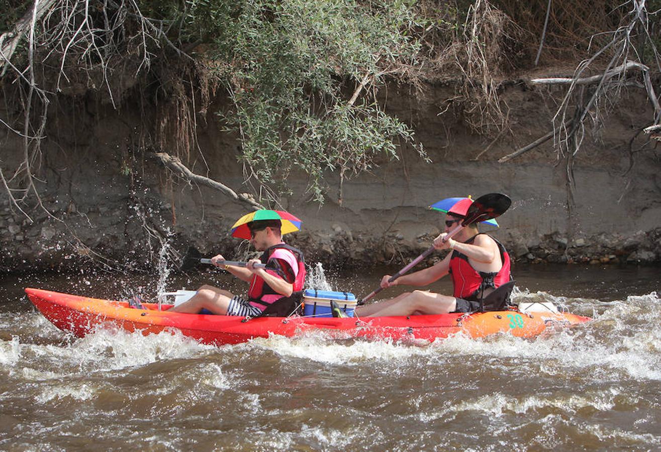 Recorrieron casi 19 kilómetros  entre el puente de la Macarrona de Riolobos y el de Hierro de Coria