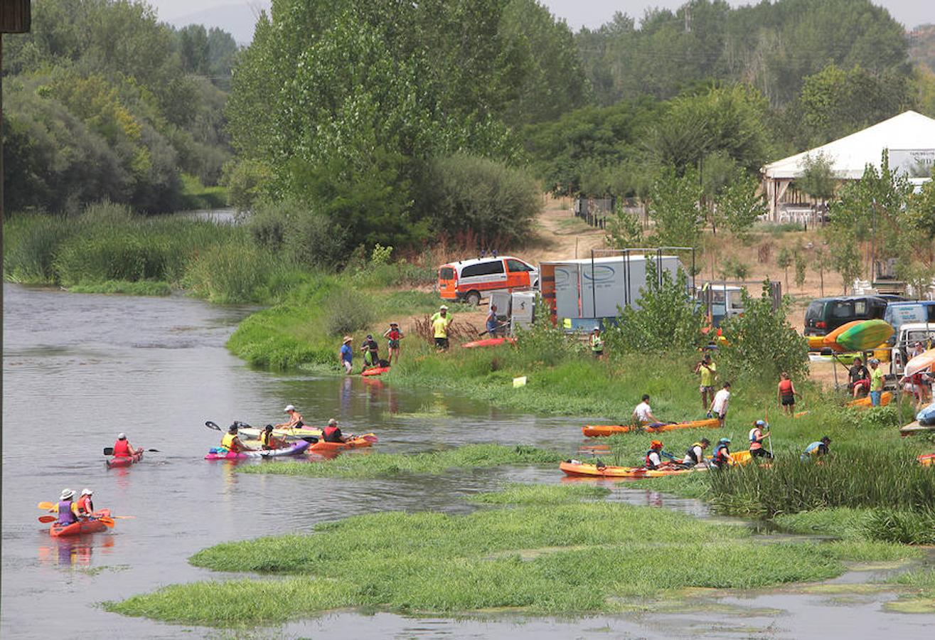 Recorrieron casi 19 kilómetros  entre el puente de la Macarrona de Riolobos y el de Hierro de Coria