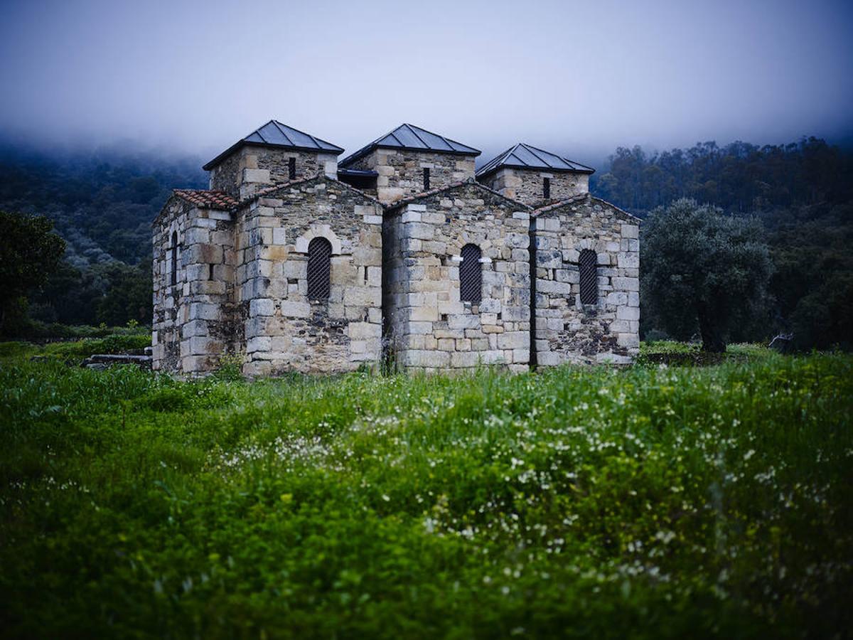 Cabecera del templo.