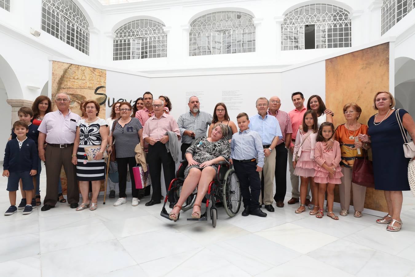 as víctimas del terrorismo en España han recibido un homenaje este jueves en un acto celebrado en la Asamblea de Extremadura, en Mérida, que se repetirá cada año en la víspera del día de la comunidad autónoma, y que trata de incidir en el planteamiento de «no olvidar» lo ocurrido como consecuencia de la acción terrorista en el país.