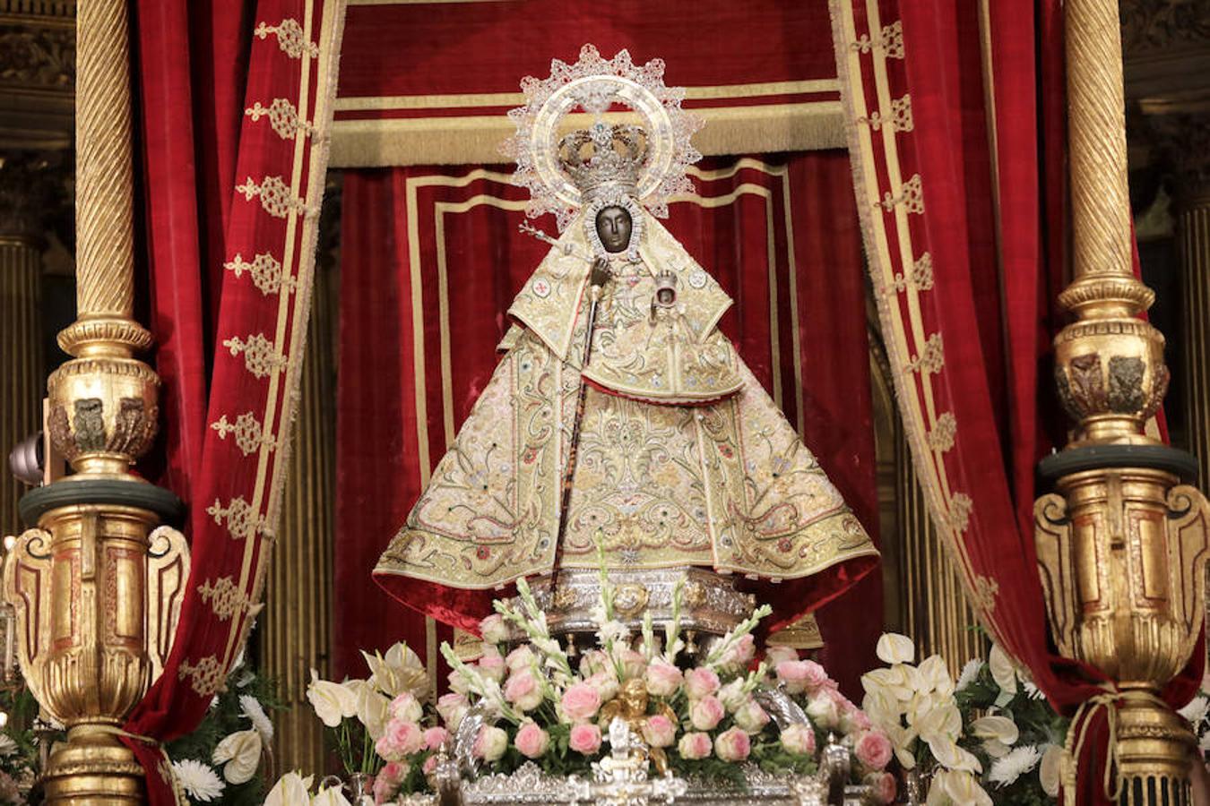 Miles de peregrinos han llegado hoy hasta el Real Monasterio, para participar en la fiesta popular y religiosa con motivo de la patrona