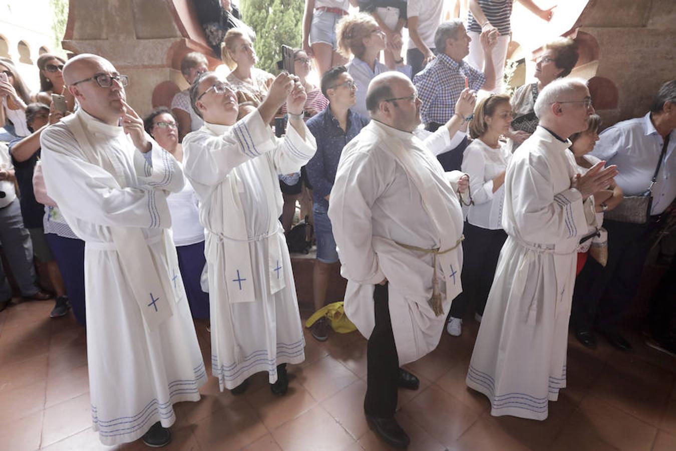 Miles de peregrinos han llegado hoy hasta el Real Monasterio, para participar en la fiesta popular y religiosa con motivo de la patrona