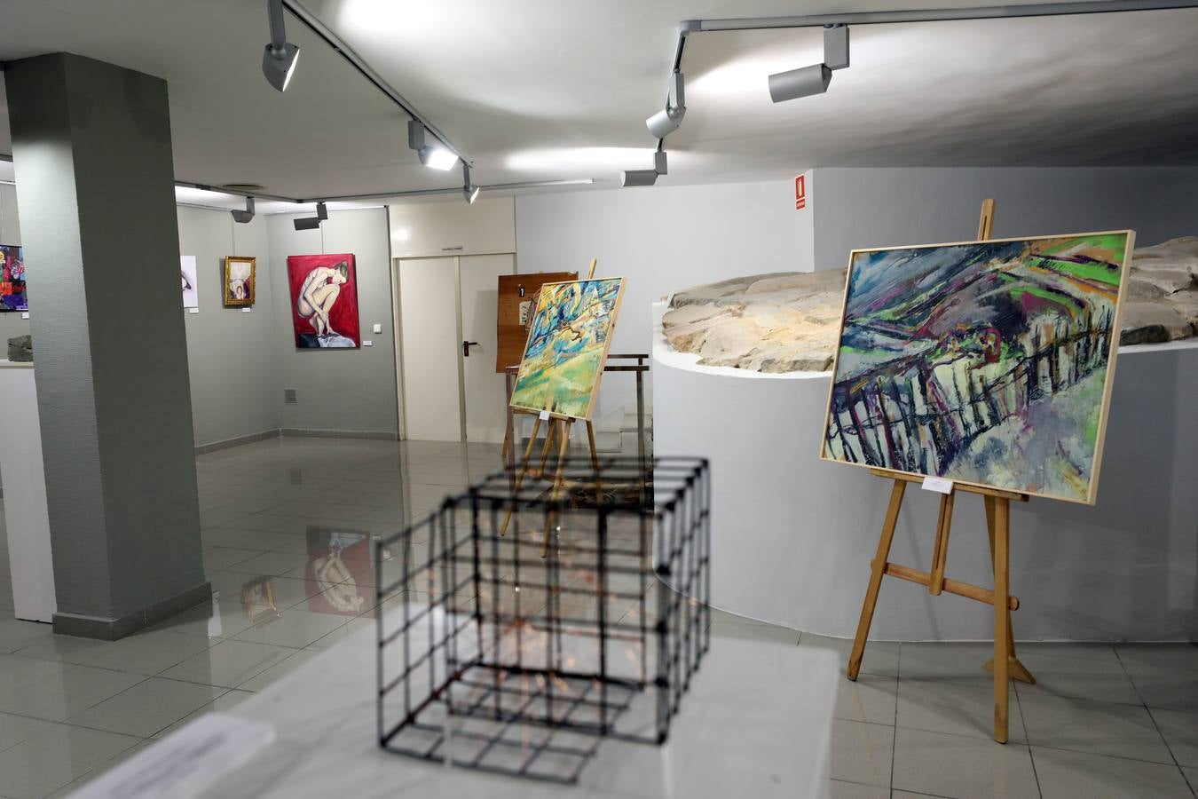 Exposición de los «Premios JABA 2018» organizados por el Ayuntamiento de Badajoz y que estarán expuestos en el Centro Cultural «Santo Domingo» de la Fundación CB en Mérida. Se puede visitar 12 de septiembre al 7 de octubre en horario de lunes a sábado, de 10 a 13.30h., y de 18 a 21h. Domingos, de 10 a 13.30h.