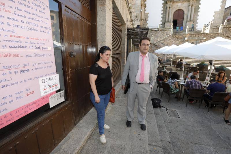 Se cumple la diligencia judicial que devuelve el local al Ayuntamiento de Cáceres y que formará parte de la cafetería Jardín de Ulloa