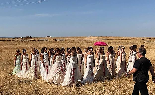 Cuarenta mujeres participaron el pasado sábado en 'La aparición de las Nereidas'