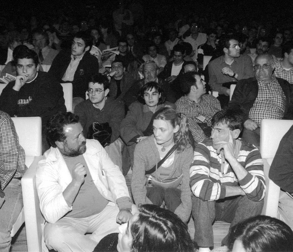 El público abarrotó el Auditorio de Cáceres que tenía capacidad para 1.200 personas.