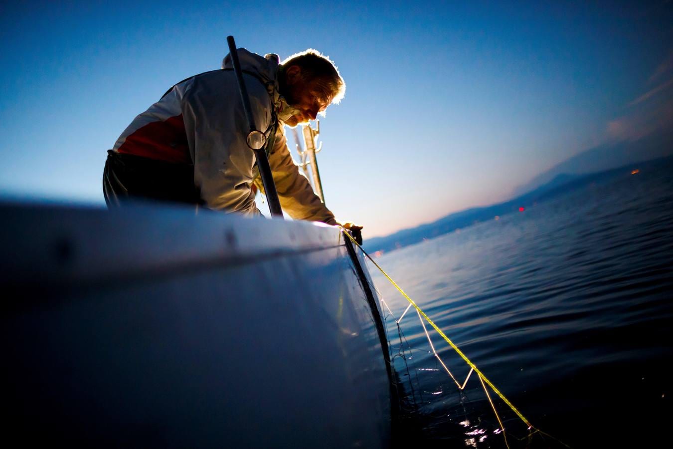 La familia Clerc lleva cinco generaciones dedicándose a la pesca. Trabajan durante todo el año en el lago Lemán y pescan diferentes especies de peces como percas, truchas, lucios, salvelinos o cangrejos.