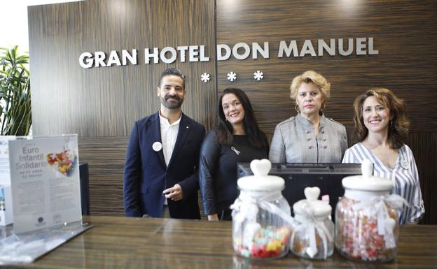 Recepción del Hotel Don Manuel. 