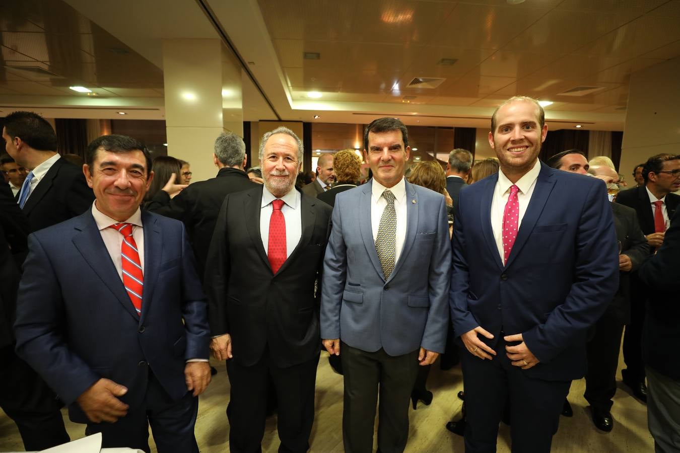 Después de la gala, todos los invitados pudieron disfrutar de un agradable cóctel.