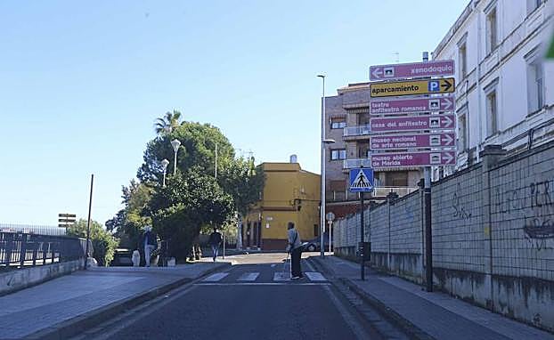 Señalización de algunos monumentos:: J.M. ROMERO