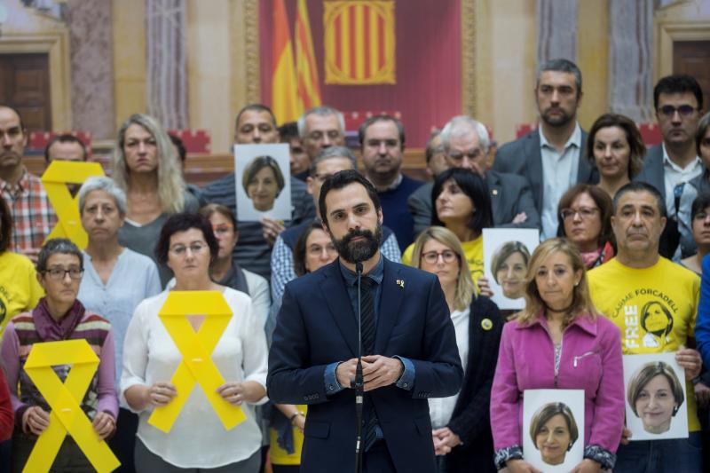 La tensión política incrementa la crispación en la Cámara catalana