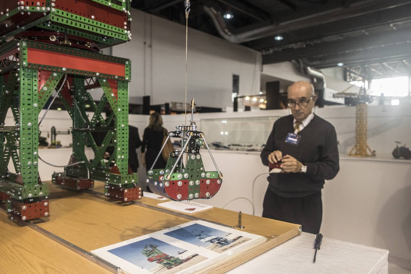 'Fehispor' abre sus puertas en Badajoz con la previsión de superar 30.000 visitas. Cuenta con 120 expositores, en donde el 40 por ciento son de empresas llegadas de Portugal. El evento cuenta con un stand de la eurociudad Badajoz, Elvas y Campomayor, así como la zona 'Esencias hispanolusas.