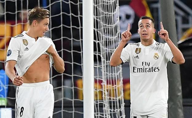 Lucas Vázquez celebra su gol.