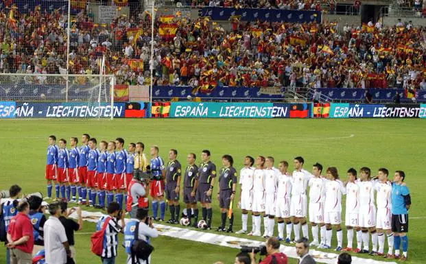 El Nuevo Vivero acogió en 2006 el España-Liechtenstein, en la fase clasificatoria de la Eurocopa 2008:: HOY