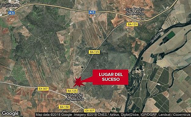 Herido tras una salida de vía y posterior choque cerca de Valverde de Mérida