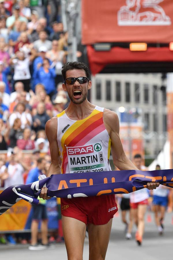 Álvaro Martín | 20 km marcha. Campeón de Europa en Berlín, además del doblete en los Campeonatos de España de 20 km marcha (tercero consecutivo) y el Absoluto en 10.000 metros y oro con España en la Copa de Europa de Podebrady.