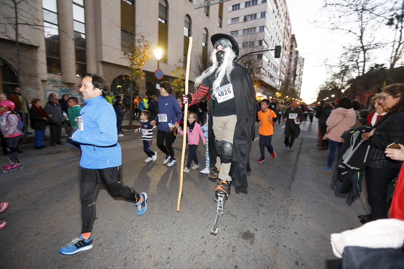 Fotos: Las mejores imágenes de la San Silvestre de Cáceres 2018