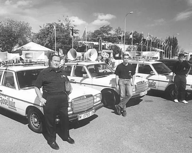 José Luis montó su empresa en 1958 para hacer publicidad con altavoces. :: Hoy