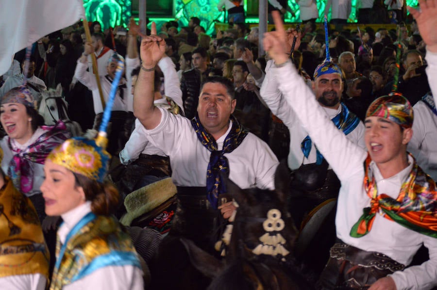 La carrera de 'La Encamisá', Fiesta de Interés Turístico Regional, arrastra gran tradición