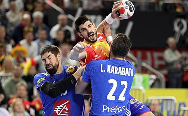 Eduardo Gurbindo, durante el partido ante Francia 