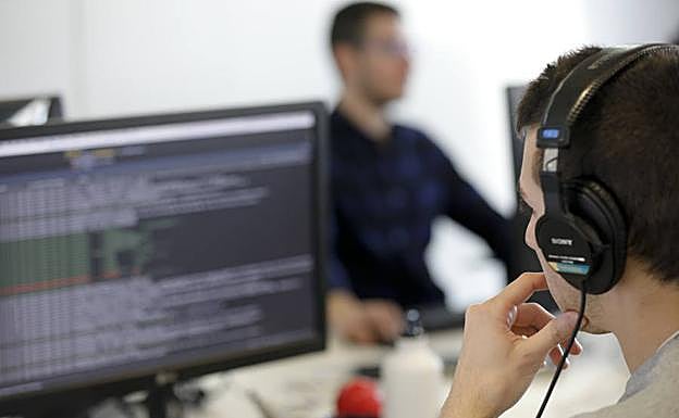 La firma tiene 18 trabajadores, la mayoría informáticos provenientes de la Universidad de Extremadura.: LORENZO CORDERO