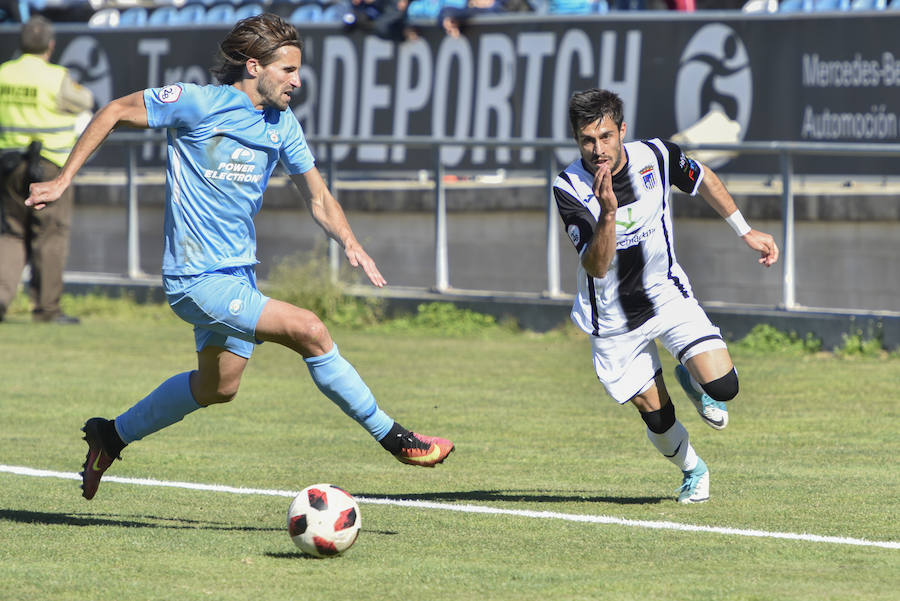 El equipo blanquinegro logra una valiosa victoria ante el poderoso club balear con uno menos desde el minuto 6