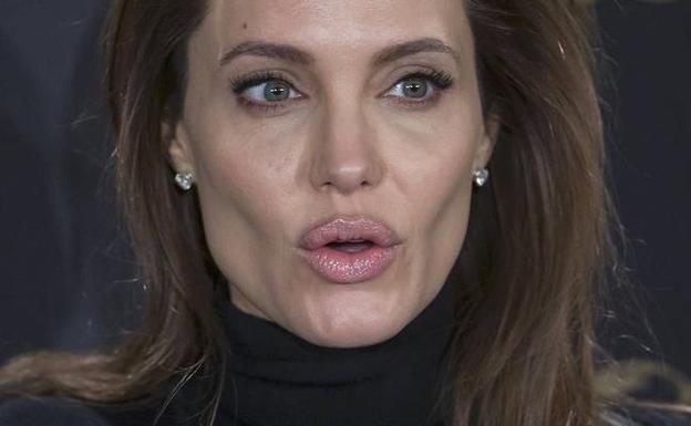 Angelina Jolie, con los rohingya
