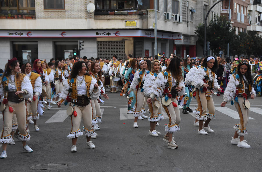 Fotos: Arde el marimanta en el barrio pacense de Santa Marina