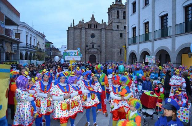 Desfile del carnaval infantil de Villanueva del año pasado. :: l. n.