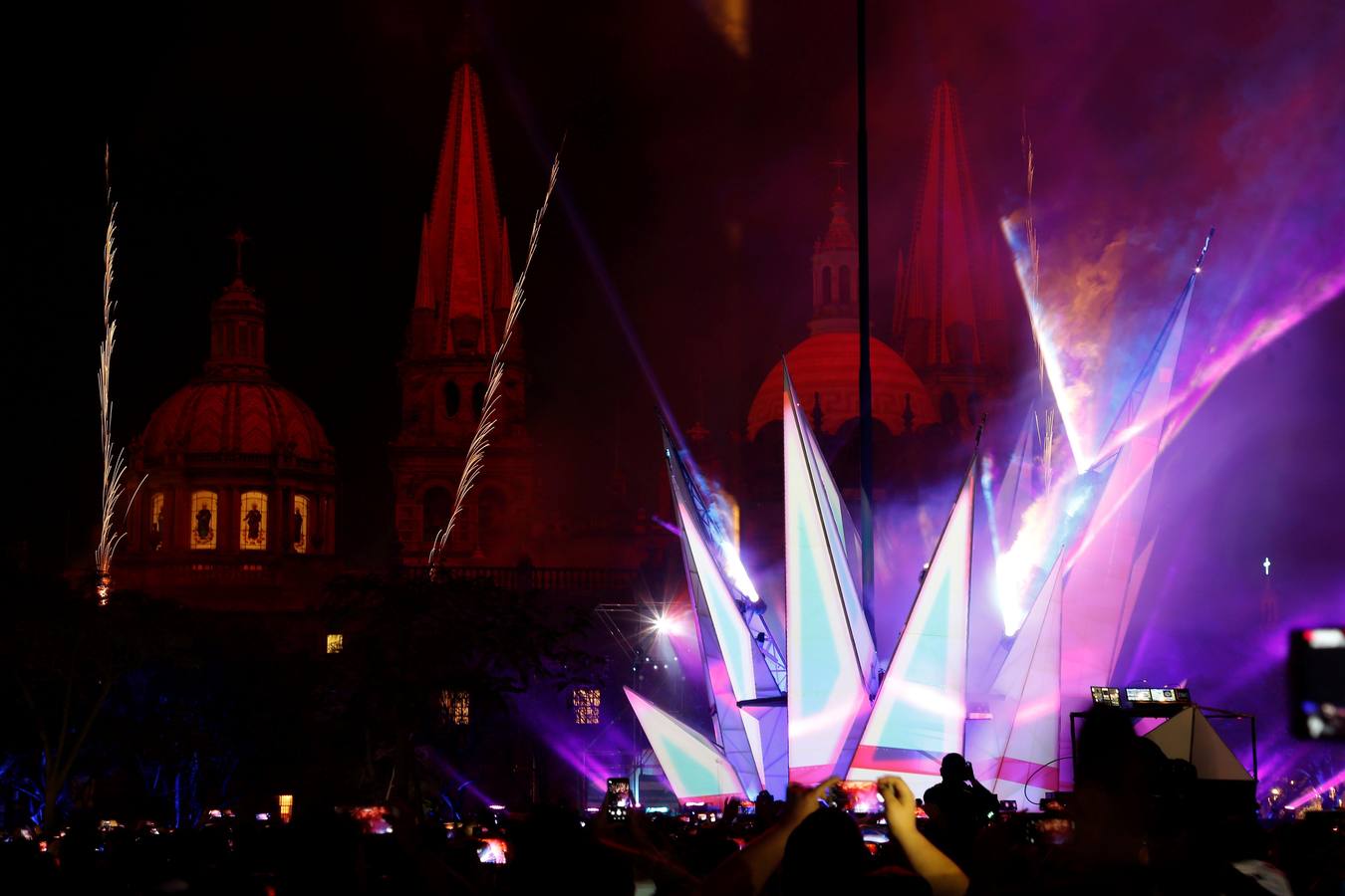 Celebración del festival GDLUZ en la catedral de Guadalajara, estado de Jalisco (México).