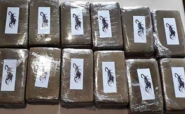 Tres detenidos tras lanzar 1,3 kilos de hachis desde un coche cerca de Puebla de Sancho Pérez