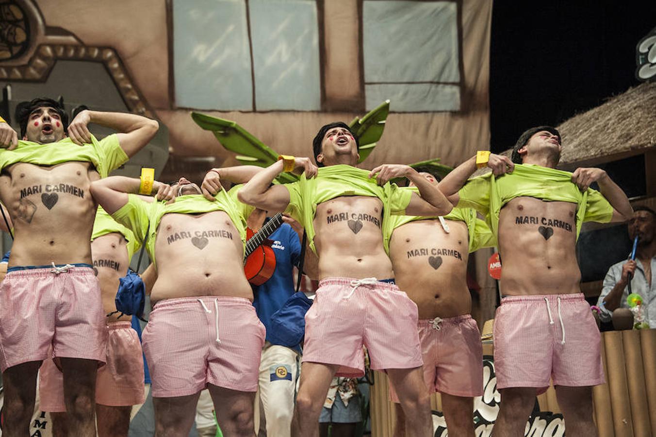 Los Camballotas levantaron al patio de butacas y se echa de menos un grupo con esa energía en la final