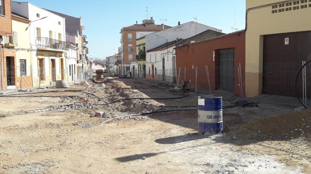 Actuación en la calle Santiago, que acabará en marzo. :: f. h.