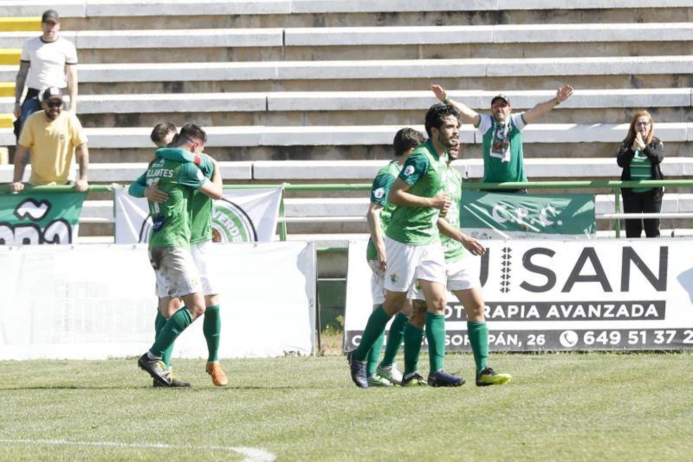El Cacereño disfrutó durante unas horas del liderato provisional del grupo XIV de Tercera División
