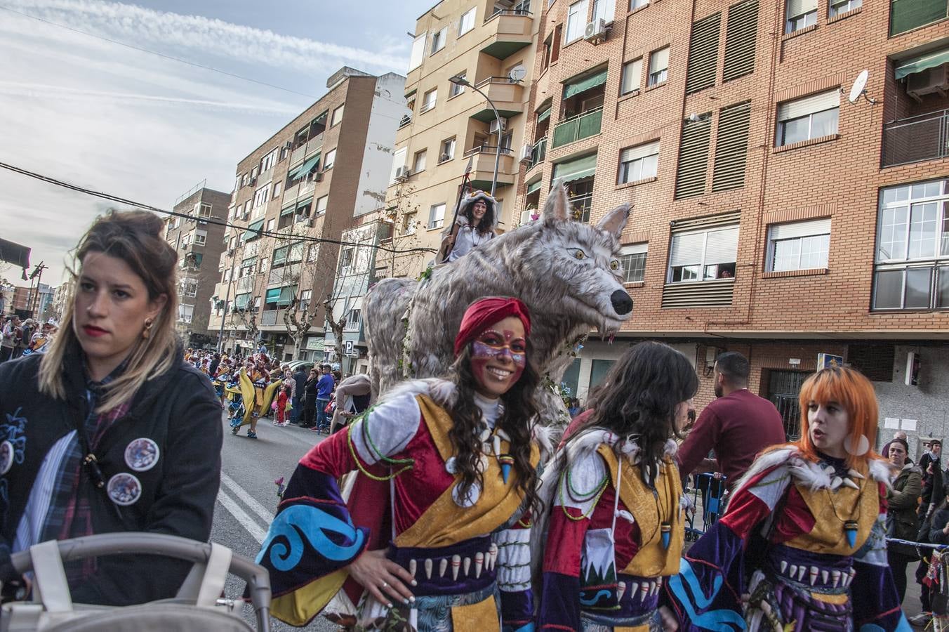 En el barrio de San Roque han desfilado comparsas infantiles y se han celebrado concursos de disfraces como activuidad del Carnaval de Badajoz 2019