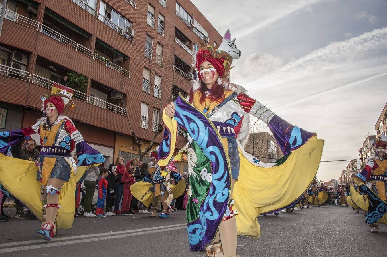 En el barrio de San Roque han desfilado comparsas infantiles y se han celebrado concursos de disfraces como activuidad del Carnaval de Badajoz 2019