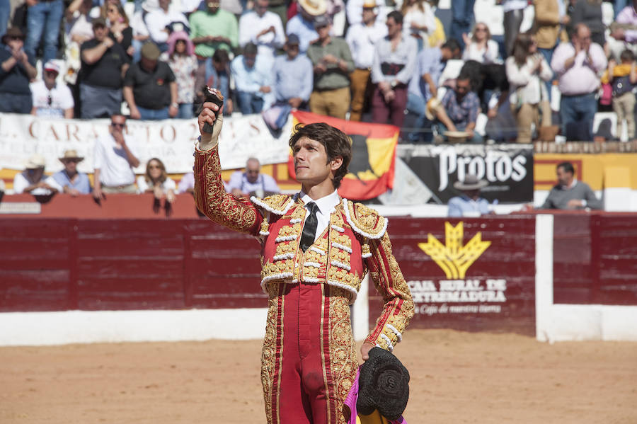 Abrió plaza Antonio Ferrera con 'Zambullido' un Zalduendo de 545, muy bien presentado 