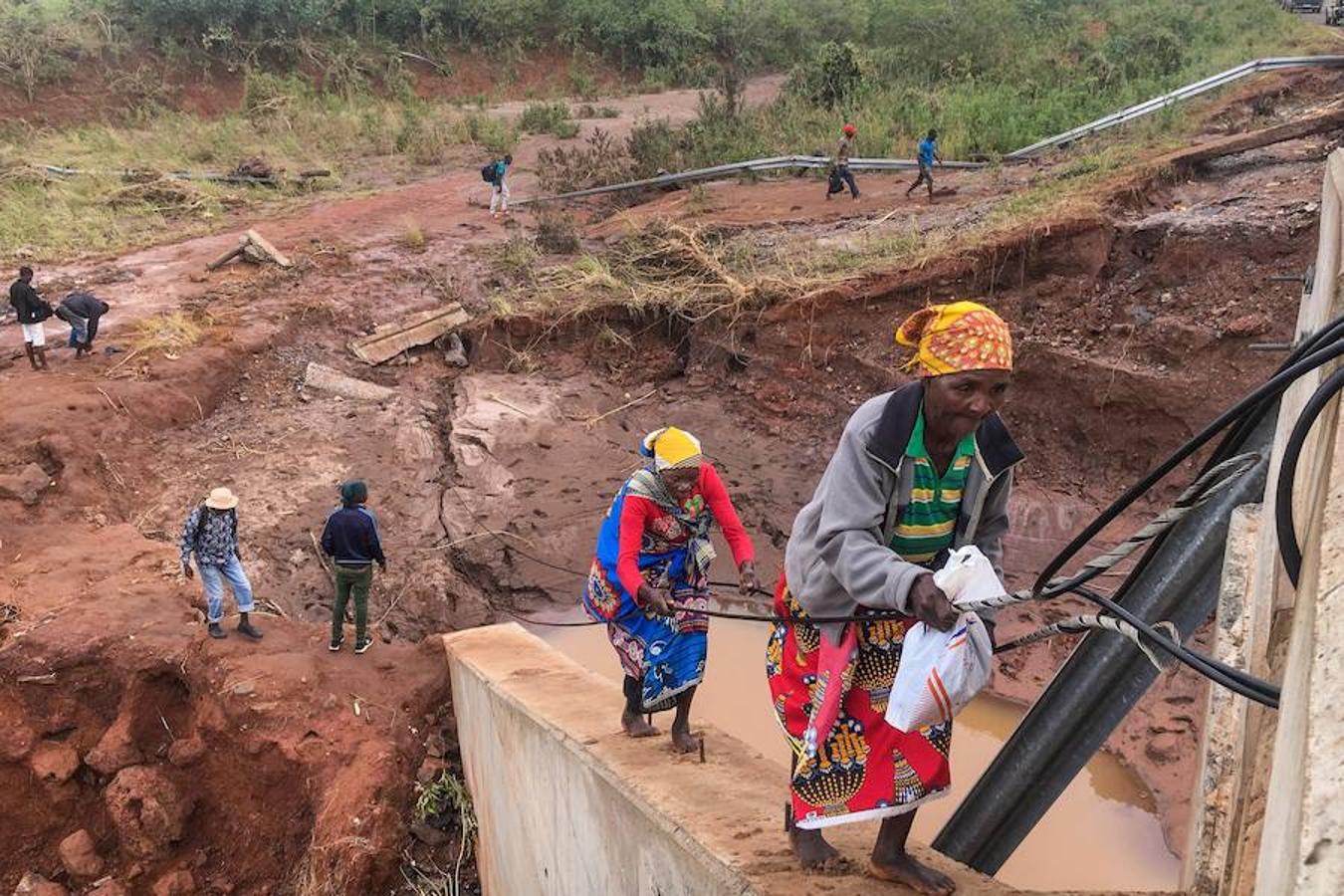 El ciclón Idai, que ha devastado poblaciones enteras a su paso por Mozambique, Malawi y Zimbabue, ha causado al menos 2,8 millones de afectados, según los cálculos que hoy hizo públicos el Programa Mundial de Alimentos (PMA) de las Naciones Unidas.