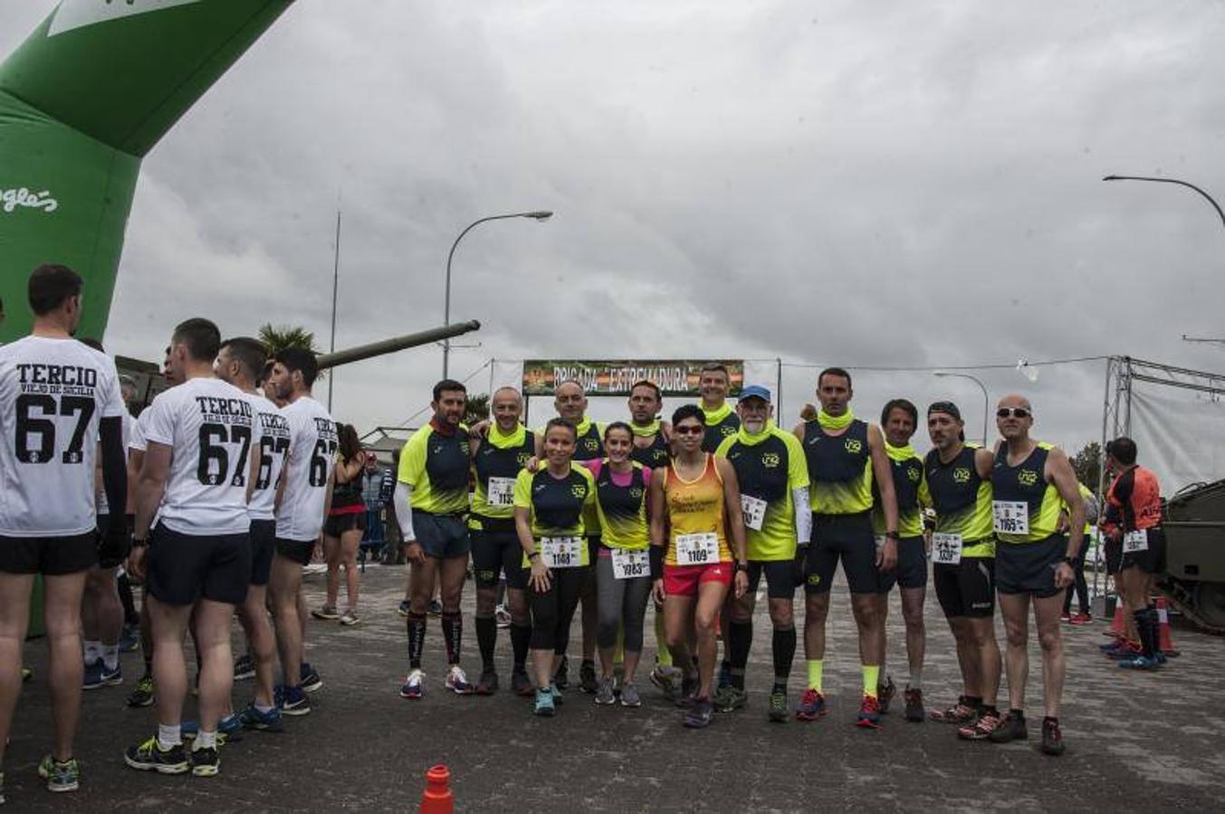 Fotos: Más de 1500 participantes en el Desafío San Fernando en Badajoz 