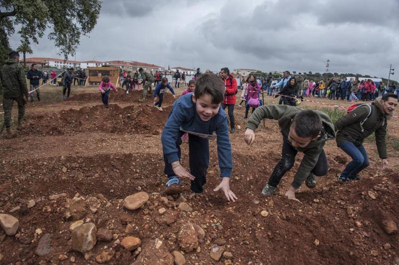 Fotos: Más de 1500 participantes en el Desafío San Fernando en Badajoz 