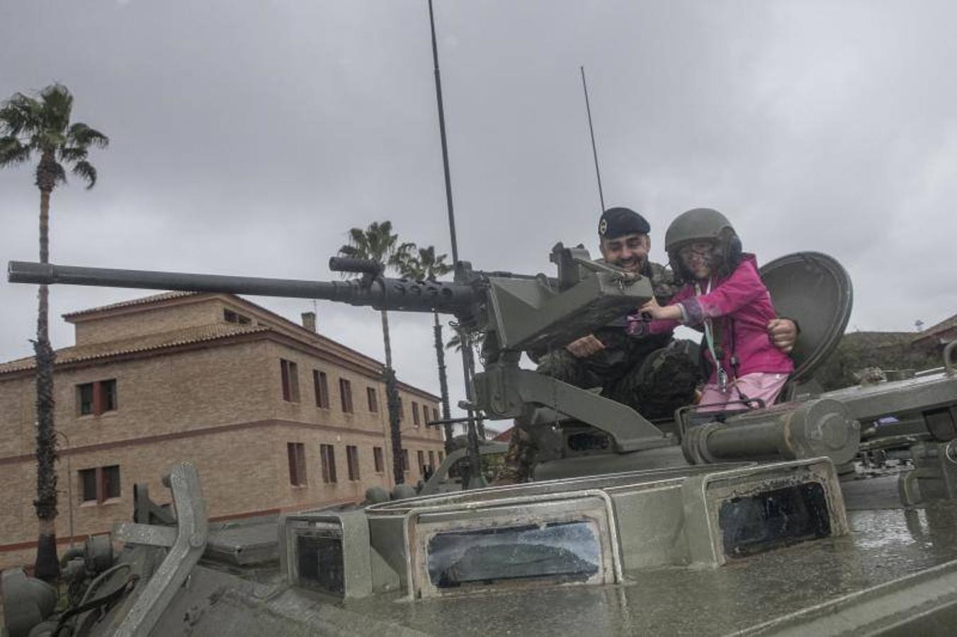 Fotos: Más de 1500 participantes en el Desafío San Fernando en Badajoz 