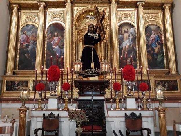 Nuestro Padre Jesús Nazareno en su triduo. :: f. h.