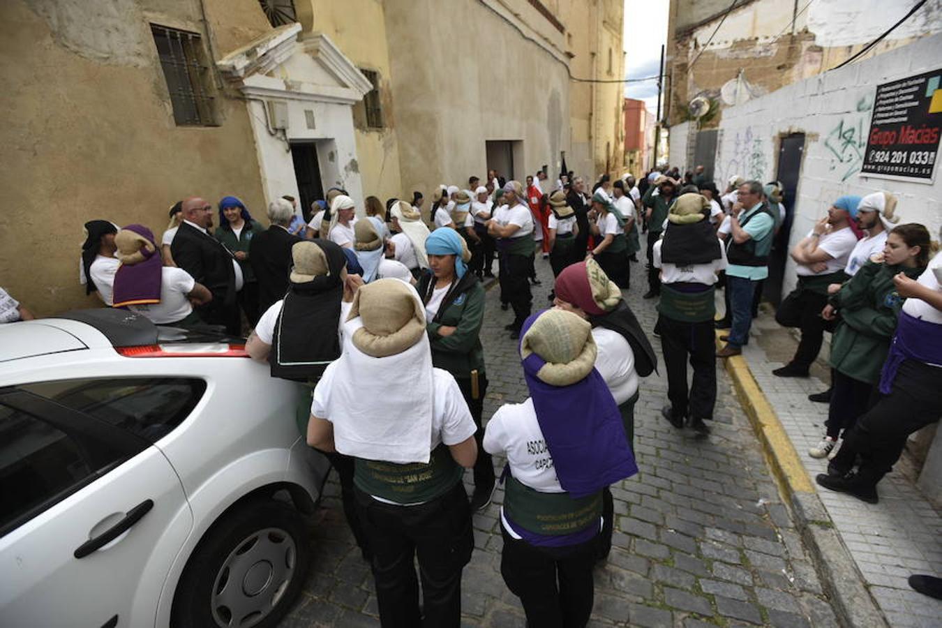 Fotos: Viernes Santo en Badajoz: La lluvia impide la salida del Santo Entierro