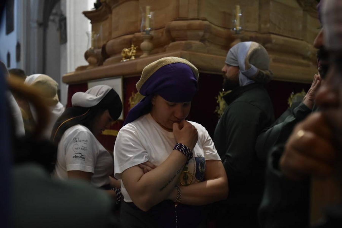 Fotos: Viernes Santo en Badajoz: La lluvia impide la salida del Santo Entierro