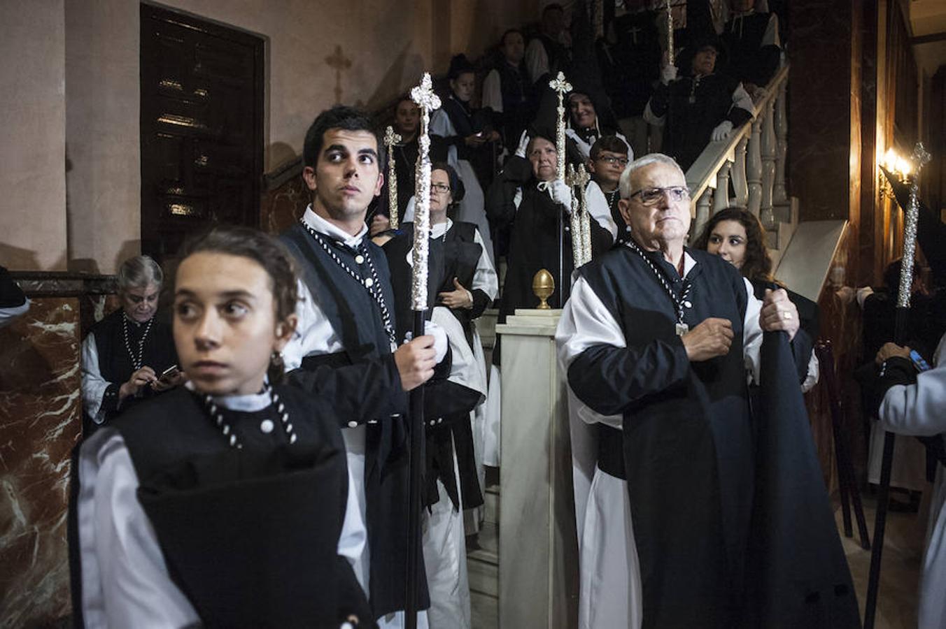Fotos: Viernes Santo en Badajoz: La Patrona no pudo desfilar al suspenderse la procesión del rosario