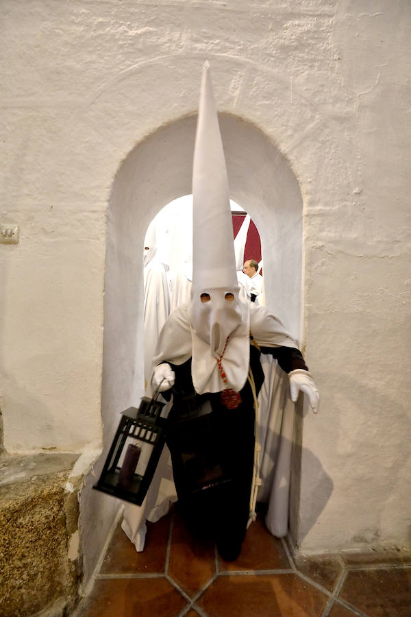 Fotos: Viernes Santo en Cáceres: Procesión de los Estudiantes