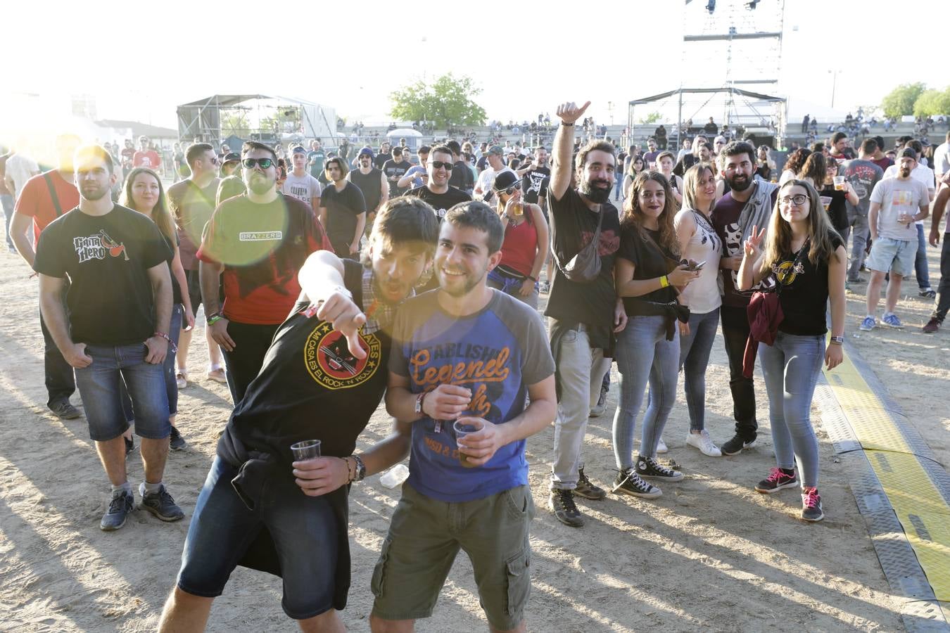 El plato fuerte de la jornada inaugural fue el regreso a los escenarios de Marea, que ha iniciado en Cáceres la gira de presentación de su último trabajo, 'El Azogue'. El líder y vocalista de la banda, Kutxhi Romero, destacó en una rueda de prensa previa al concierto el buen estado de salud del rock.